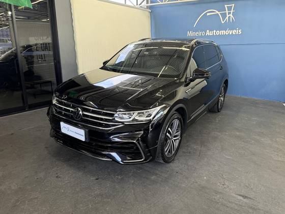 VOLKSWAGEN TIGUAN 2.0 300 TSI GASOLINA ALLSPACE R-LINE AUTOMÁTICO VOLKSWAGEN TIGUAN 2.0 300 TSI GASOLINA ALLSPACE R-LINE AUTOMÁTICO